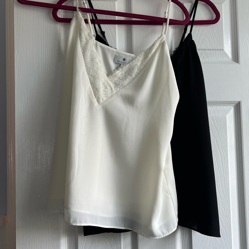 Socialite V Neck Lace Camisole Womens size XS Ivory and black
